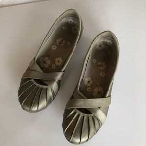 SKECHERS PEWTER SLIP ON SHOES